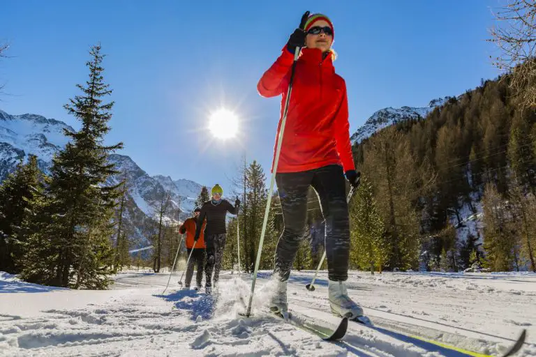 What Are the Best Conditions for Cross Country Skiing?