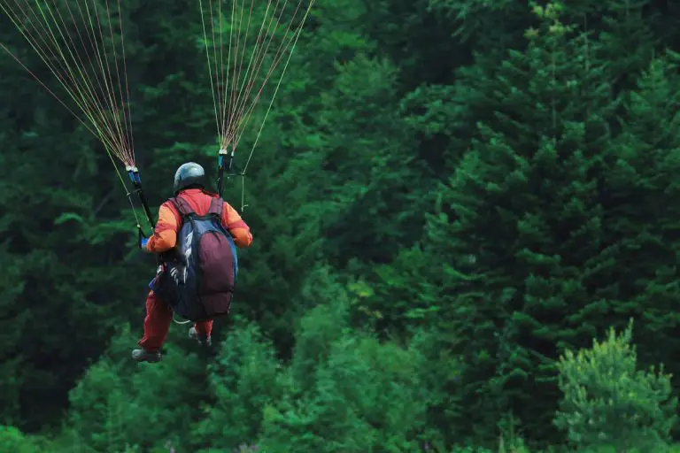 How Dangerous Is Paragliding