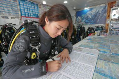 Scuba Diving Certification Cost Guide