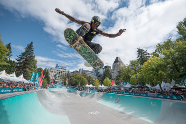 Park Skateboarding Competition Preparation